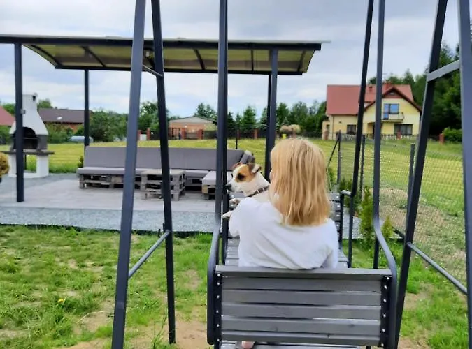 Dom wakacyjny Domki Dobrogoszcz *